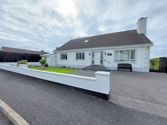 41 Woodlawn, Stranorlar, Co. Donegal