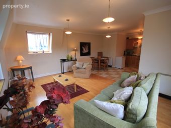 Watergold, East Douglas Village, Douglas, Co. Cork