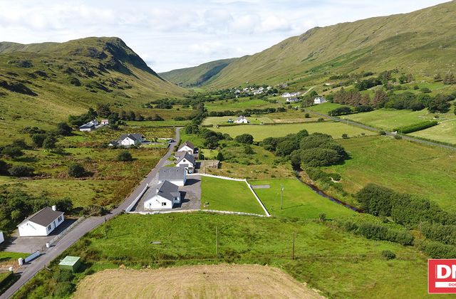 Glengesh, Ardara, Co. Donegal - Click to view photos