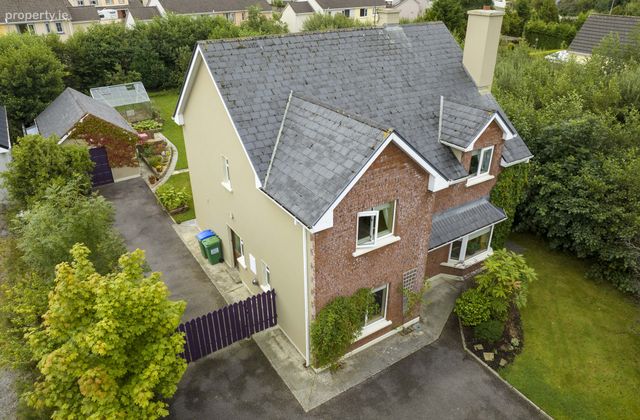 Killeen, Oakpark, Tralee, Co. Kerry - Click to view photos