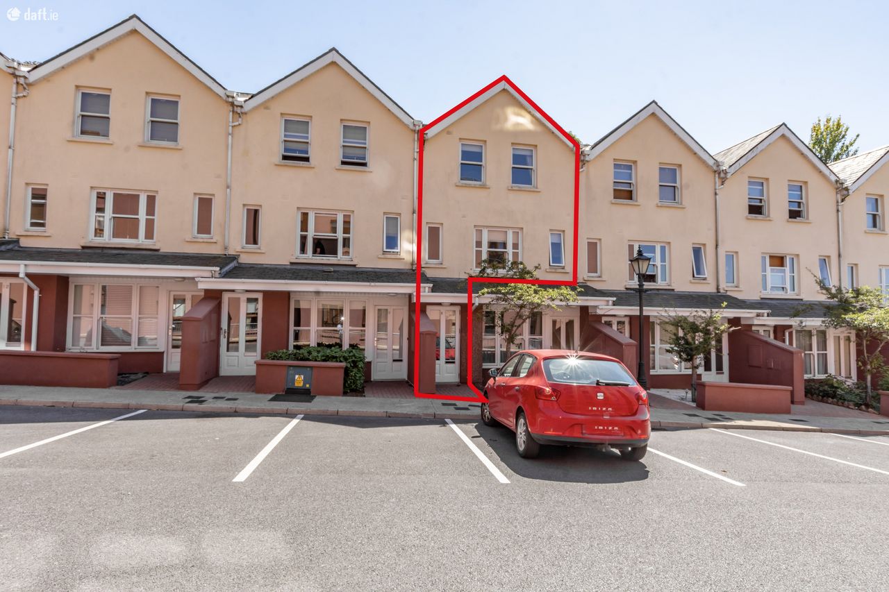 8 The Orchard, John’s Hill, Waterford City, Co. Waterford