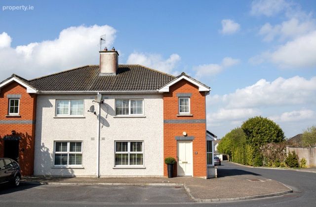 12 Hillview Crescent, Gowran Road, Bennettsbridge, Co. Kilkenny - Click to view photos
