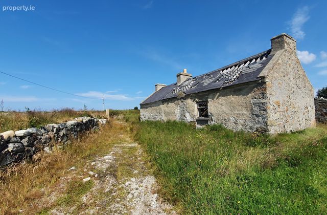 Stranabrooey, Derrybeg, Co. Donegal - Click to view photos