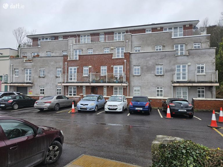 Apartment 3, Waterside, Glounthaune, Co. Cork - Click to view photos