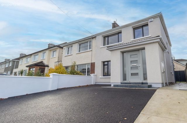29 Summerstown Drive, Wilton, Co. Cork - Click to view photos
