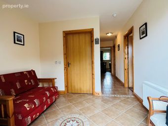 33 Aisling, Shanaway Road, Ennis, Co. Clare - Image 2