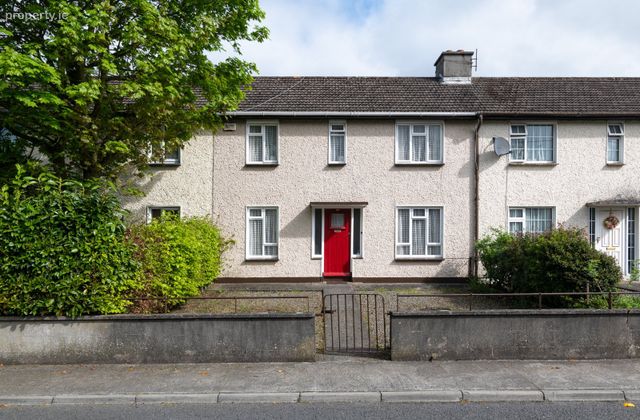 93 Marian Place, Tullamore, Co. Offaly - Click to view photos