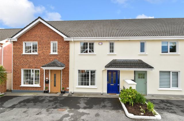 23 Bluebell Woods, Oranmore, Co. Galway - Click to view photos