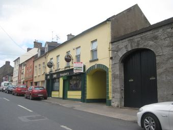 Vaughans 71/72 O\'brien Street, Tipperary Town, Co. Tipperary
