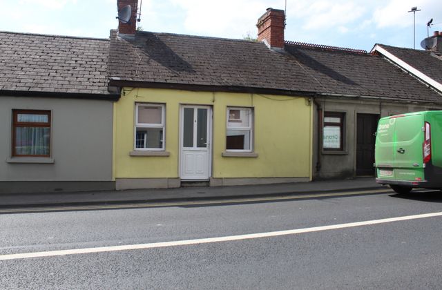 3 Mountain View, Bansha Road, Tipperary Town, Co. Tipperary - Click to view photos