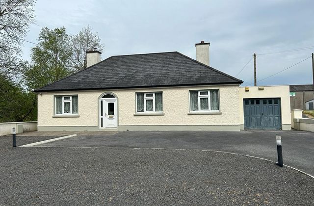 Convent Road, Ballaghaderreen, Co. Roscommon - Click to view photos