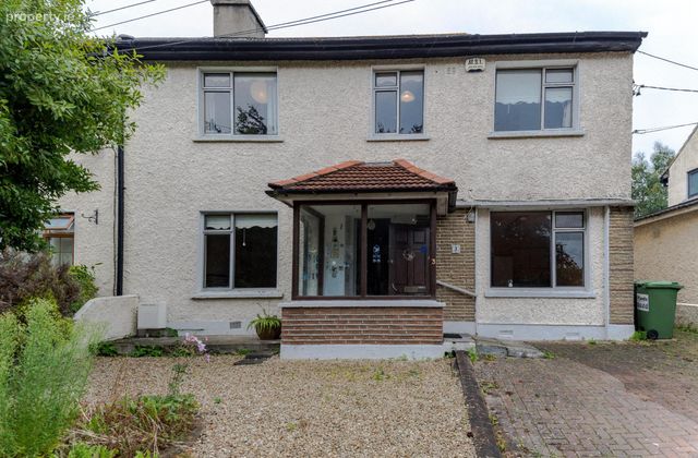 3 Woodlawn Park, Lower Mounttown Road, Dun Laoghaire, Co. Dublin - Click to view photos