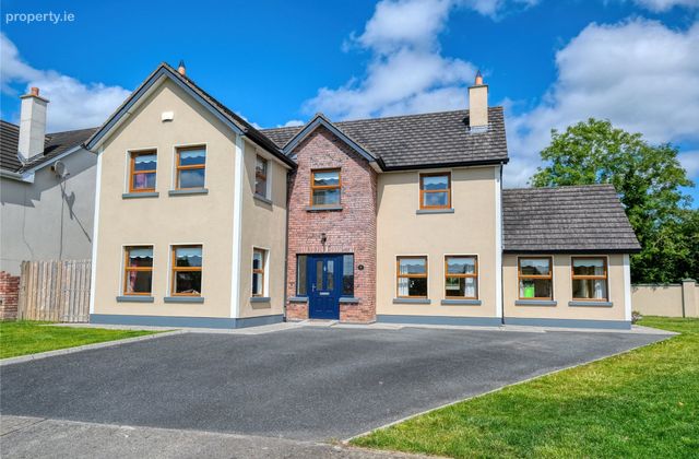 9 Railway Court, Newtownforbes, Co. Longford - Click to view photos