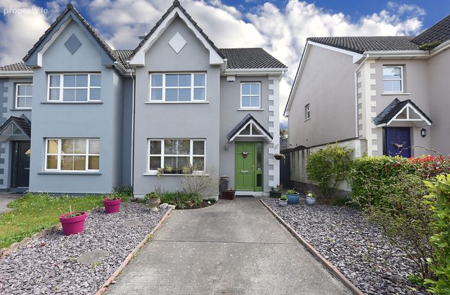 29 Chandlers View, Rushbrooke Links, Cobh, Co. Cork - Click to view photos