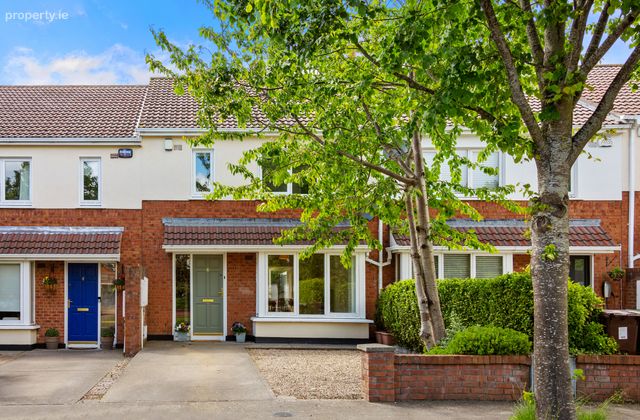 10 Orby Way, The Gallops, Leopardstown, Dublin 18 - Click to view photos