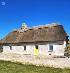 Thatched Cottage with panoramic views, Knockatee, , Castleisland, Co. Kerry