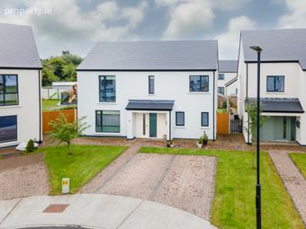 5 College View Place, Castlebar, Co. Mayo - Image 2