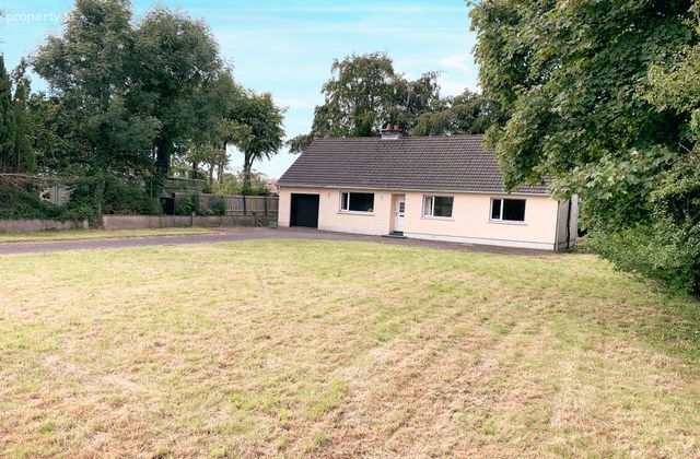 Newtownbutler Road, Clones, Co. Monaghan - Click to view photos