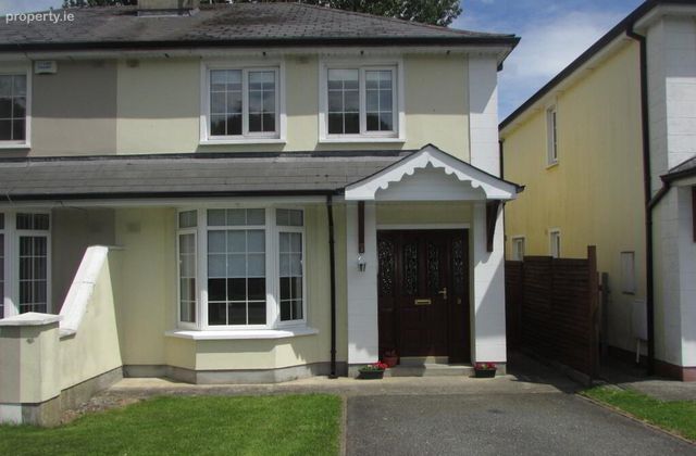 3 Drummond Dale, Dundalk Road, Carrickmacross, Co. Monaghan - Click to view photos