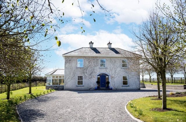 Lime Tree House, Grange Upper, Gowran, Co. Kilkenny - Click to view photos