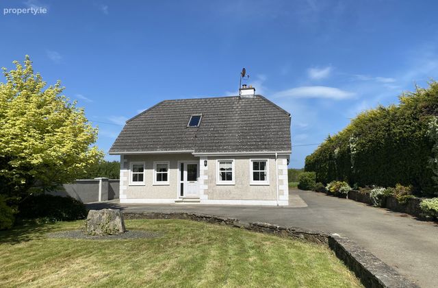 Deerpark, Inistioge, Co. Kilkenny - Click to view photos
