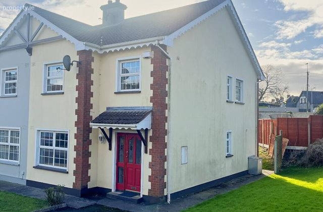 1 Railway Court, Carrickmacross, Co. Monaghan - Click to view photos