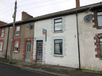 7 Redmond Square, Tipperary Town, Co. Tipperary - Image 2