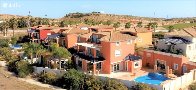 Altaona Golf and Country Village, Murcia Town, Murcia - Click to view photos