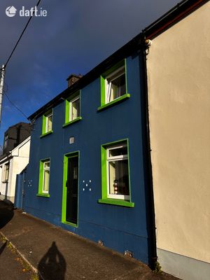 The Moon Shadow,125 Goat Street,Dingle,Tralee,Co. Kerry, Dingle, Co. Kerry