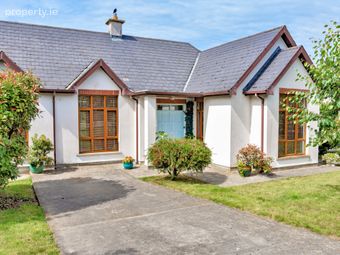 7 Sweet Auburn, Carrick-on-Suir, Co. Tipperary - Image 4