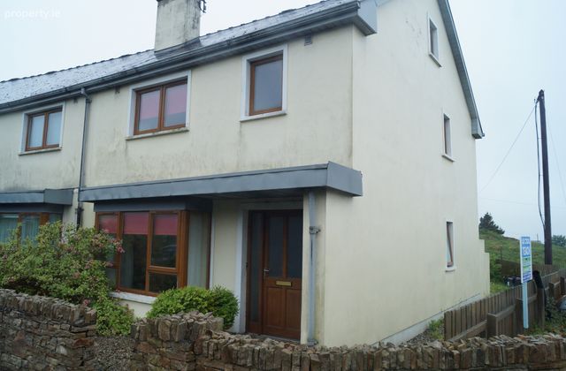 1 Cul Na Toinne, Magheraclogher, Bunbeg, Co. Donegal - Click to view photos
