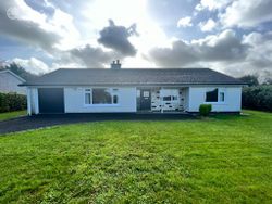 Clare Heights, Rooaunmore, Claregalway, Co. Galway - Detached house