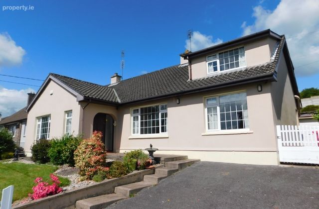 4 Shournagh Drive, Blarney, Co. Cork - Click to view photos