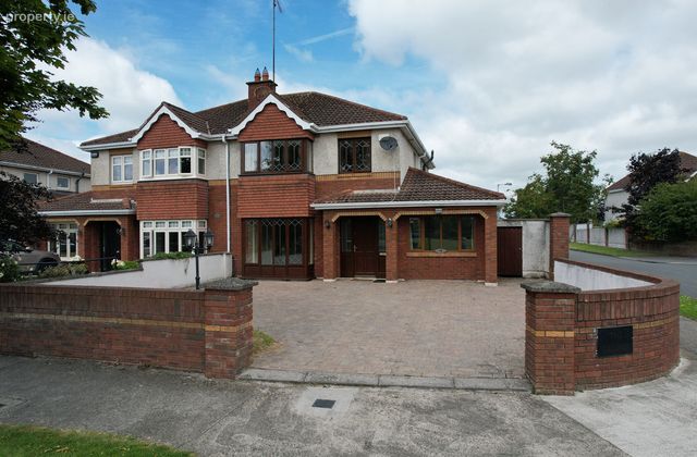 16 The Cedars, Beaufort Place, Navan, Co. Meath - Click to view photos
