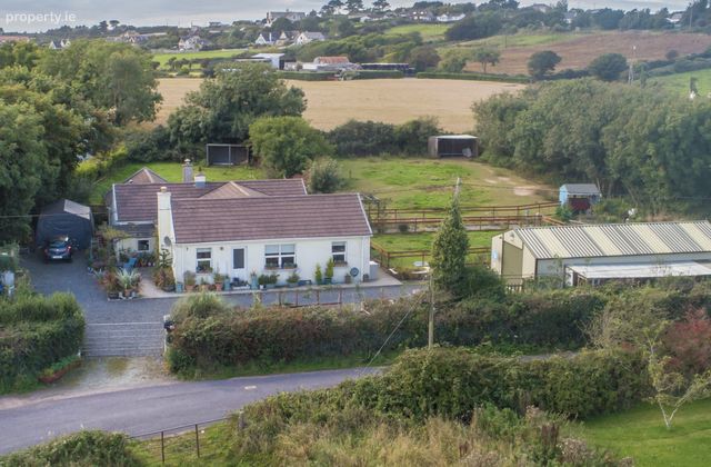 Creaden Cottage, Ascurra, Dunmore East, Co. Waterford - Click to view photos