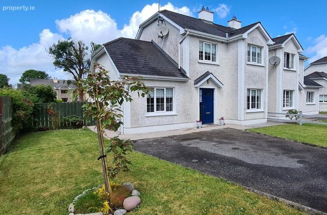 7 Shannon View, Roosky, Carrick-on-Shannon, Co. Leitrim - Click to view photos