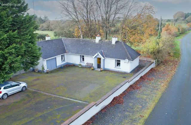 Clongowney, Mullingar, Co. Westmeath - Click to view photos