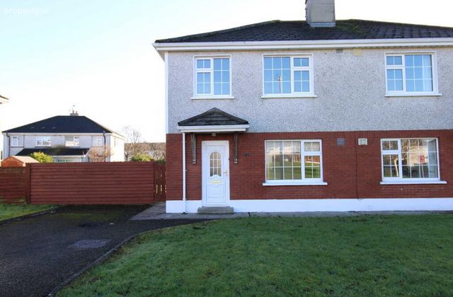 14 Brookville Green, Nenagh, Co. Tipperary - Click to view photos