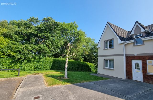 1 Kerrylee, Killeen, Tralee, Co. Kerry - Click to view photos