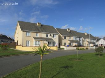90 Laurel Grove, Tagoat, Co. Wexford - Image 2