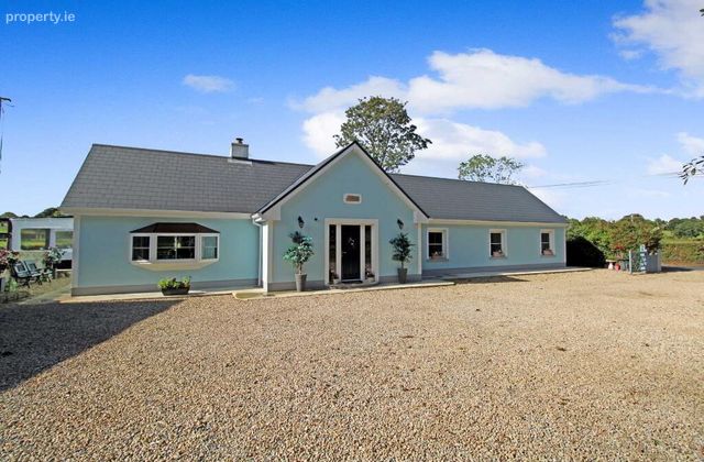 Downamona, Nenagh, Co. Tipperary - Click to view photos