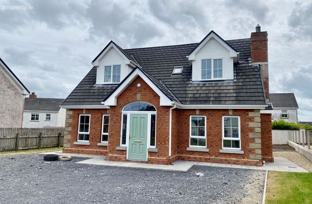 35a Shannon Grove, Carrick-on-Shannon, Co. Leitrim - Click to view photos