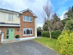 3 Abbeyfields, Loughrea, Co. Galway - Semi-detached house