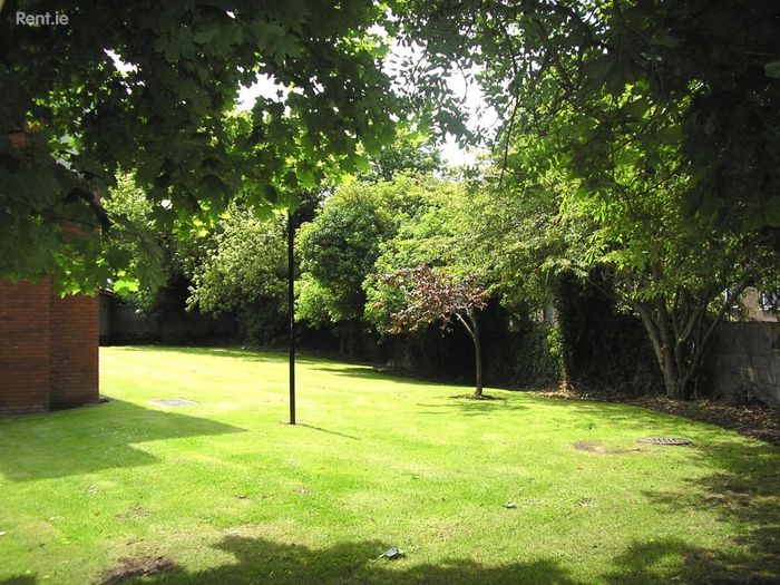 The Cedars, Monkstown Valley, Monkstown, Co. Dublin Apartments and