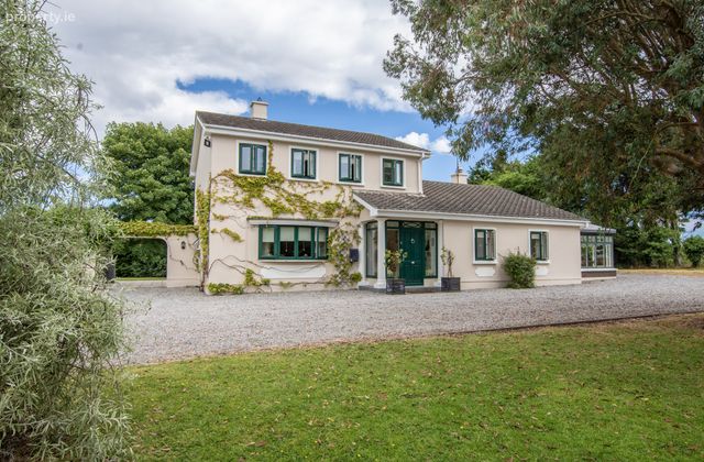 Callaghane Lodge, Grantstown, Co. Waterford - Click to view photos