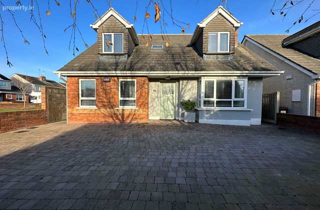 3 Castlemartin Park, Bettystown, Co. Meath - Click to view photos