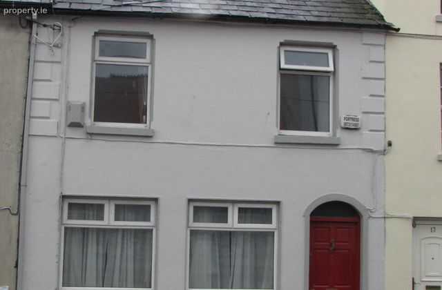16 Church Street, Tipperary Town, Co. Tipperary - Click to view photos