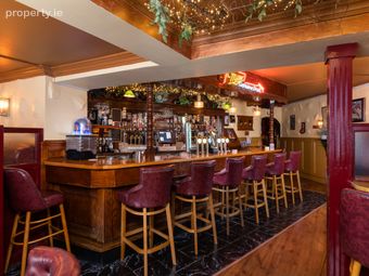 Carey's Pub, 38 Mardyke Street, Athlone, Co. Westmeath - Image 2
