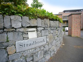 4 Block A, Stradbrook Apartments, Portlaoise, Co. Laois - Image 2