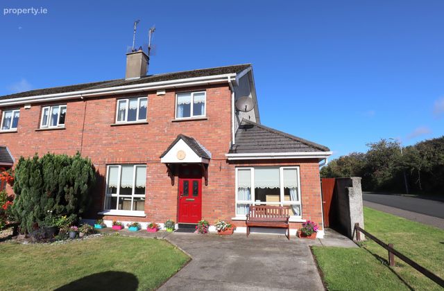 1 Whitethorn, Cross Lane, Drogheda, Co. Louth - Click to view photos
